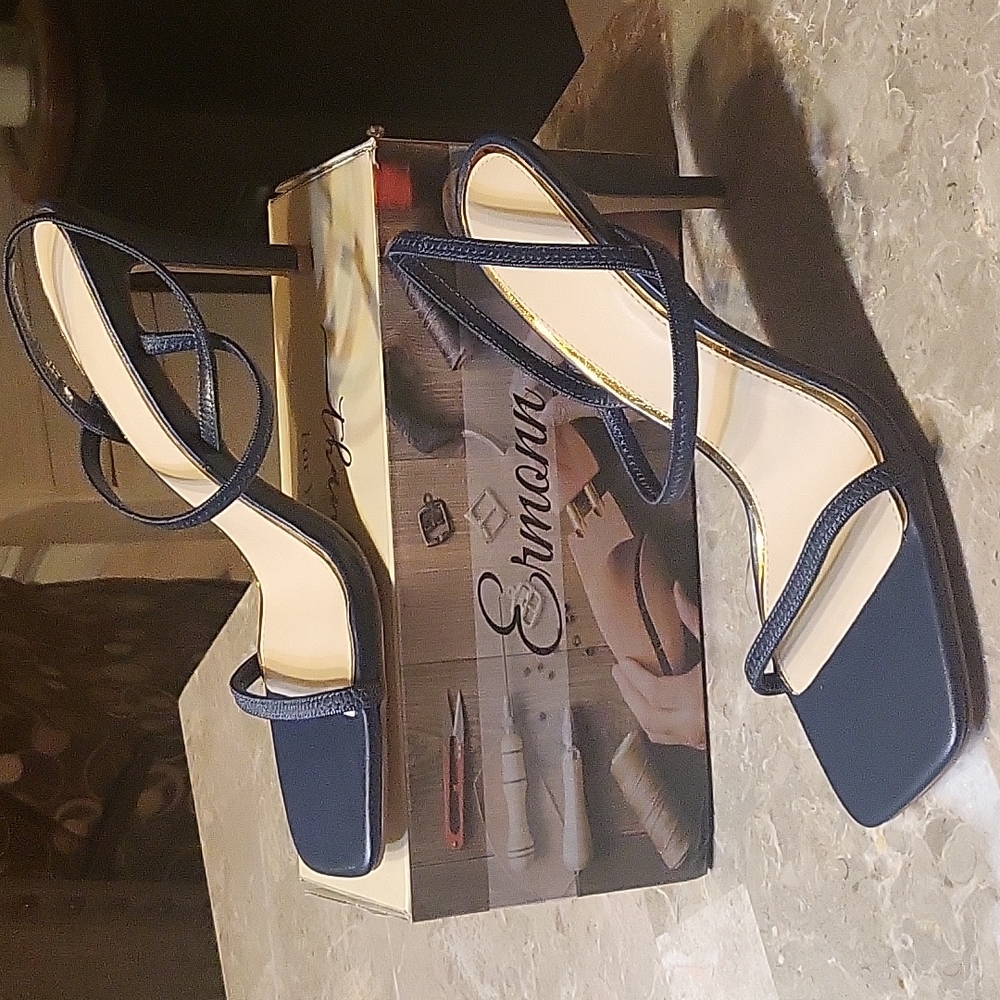 New in box Ermonn stiletto heels